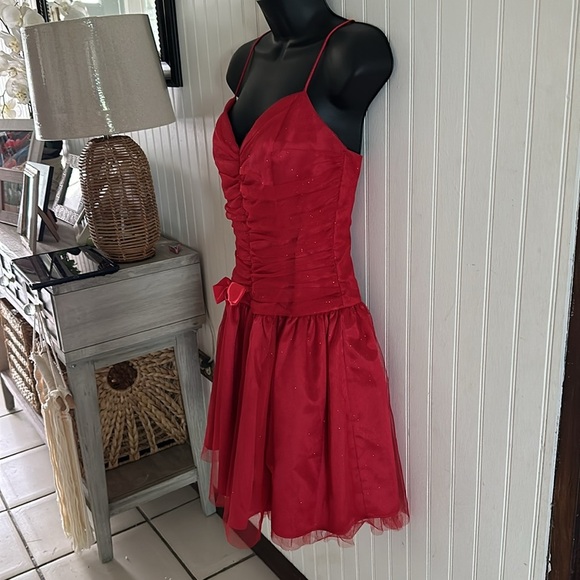 Like new! Jessica McClintock x Gunne Sax Spaghetti Strap Red Dress sz 5 - Picture 7 of 11